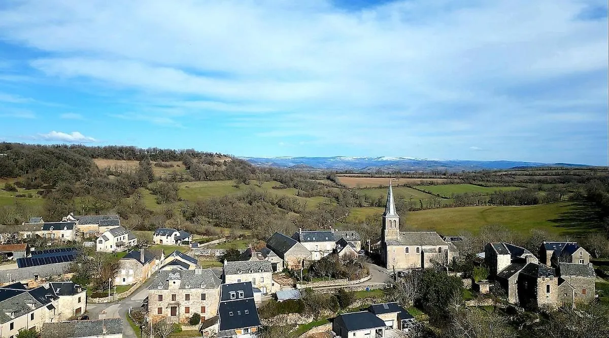 Gite Le Predaiou 4 Personnes Montrozier Francie